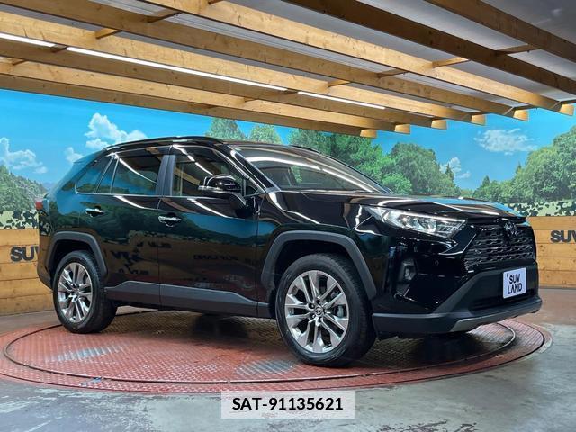 Toyota RAV4 2023-10 7961653-16