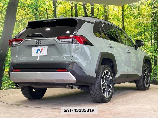 Toyota RAV4 2019-06 7962561-16