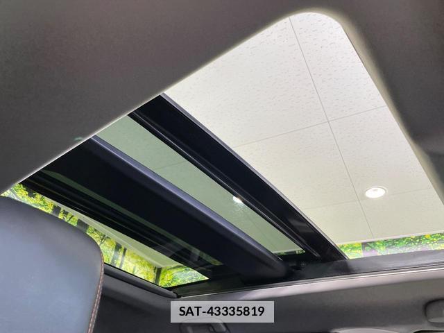 Toyota RAV4 2019-06 7962561-2