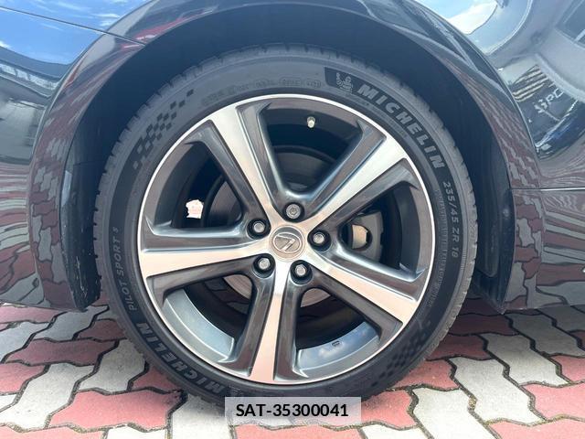 Lexus RC 2017-12 7959734-12