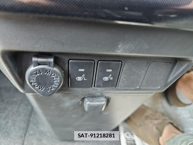 Toyota ROOMY 2023-07 7960613-13