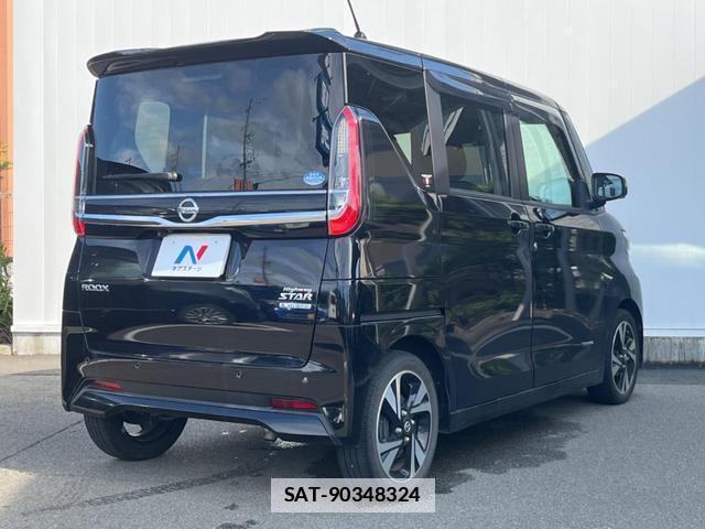Nissan ROOX 2021-07 7959641-17