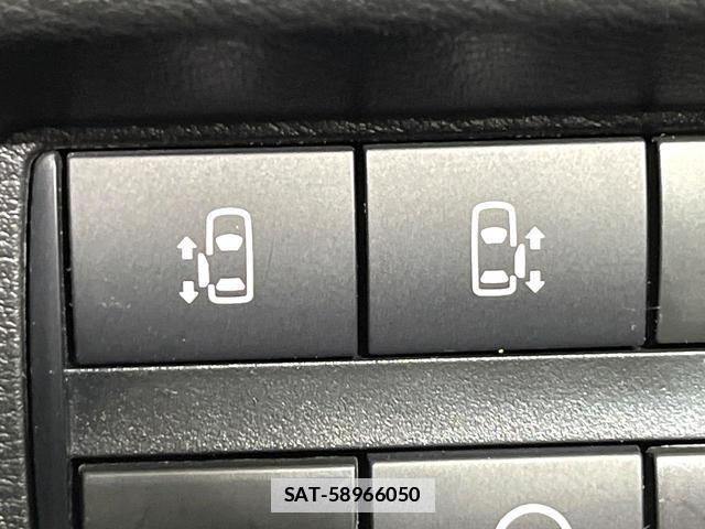 Nissan ROOX 2022-08 7959745-4