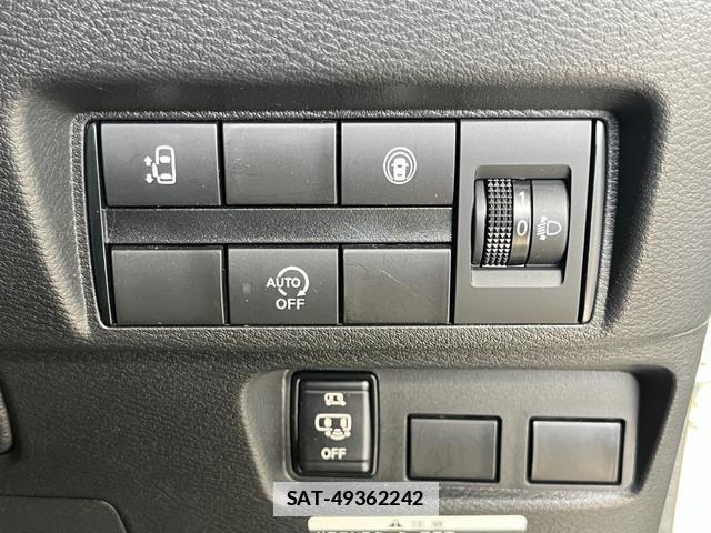 Nissan ROOX 2021-07 7959979-8