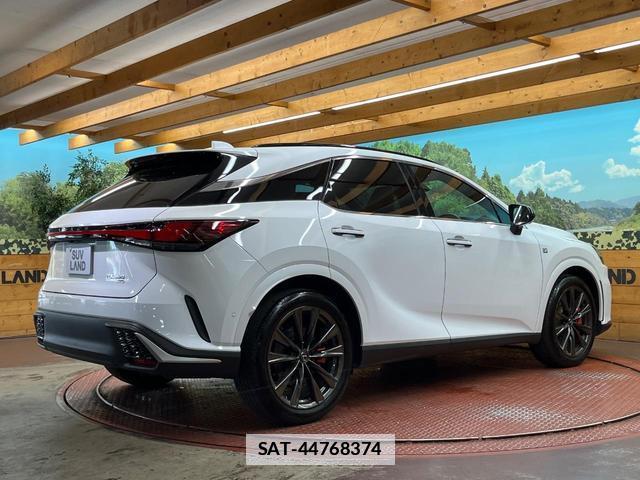 Lexus RX 2025-04 7961656-16