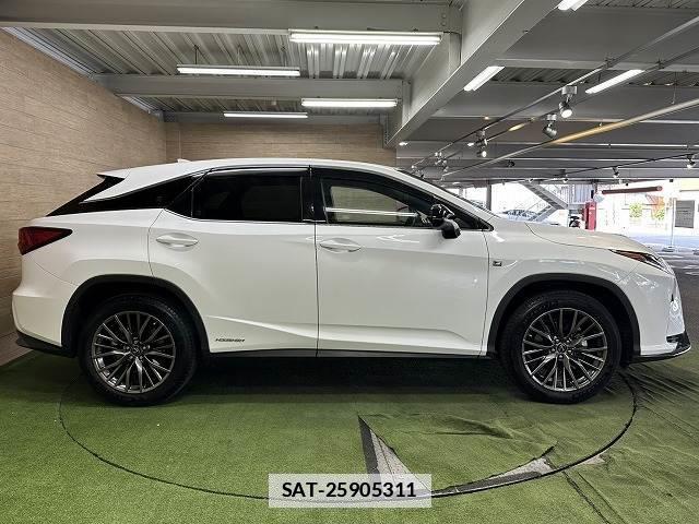 Lexus RX 2017-05 7961992-17