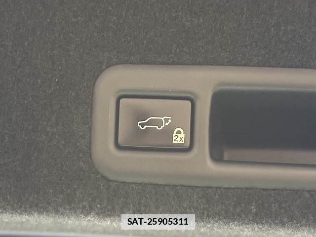 Lexus RX 2017-05 7961992-6