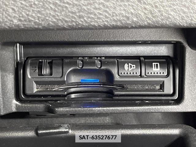 Nissan SERENA 2018-03 7959662-7