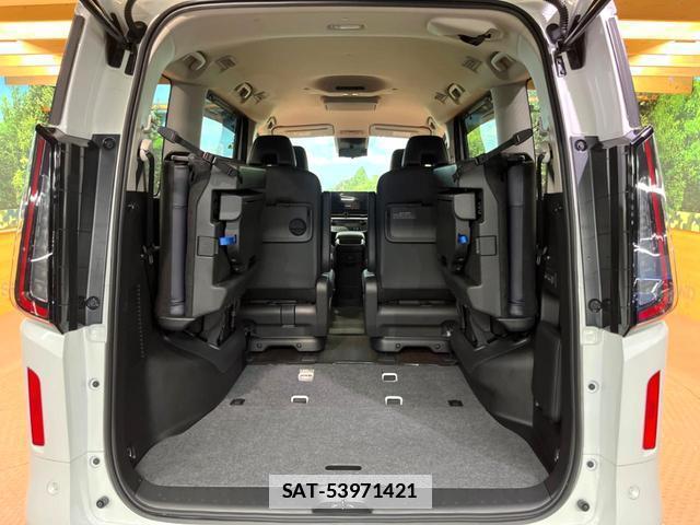 Nissan SERENA 2023-06 7959712-12