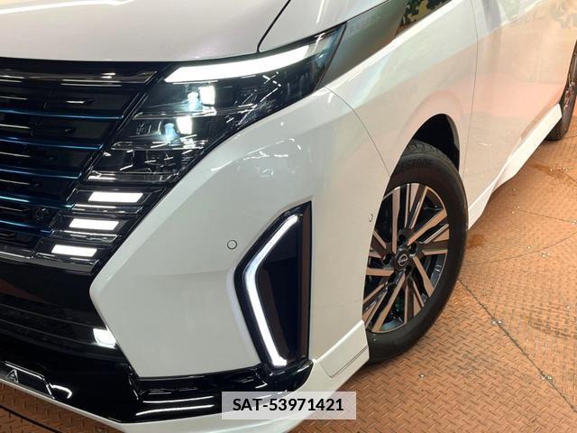 Nissan SERENA 2023-06 7959712-13