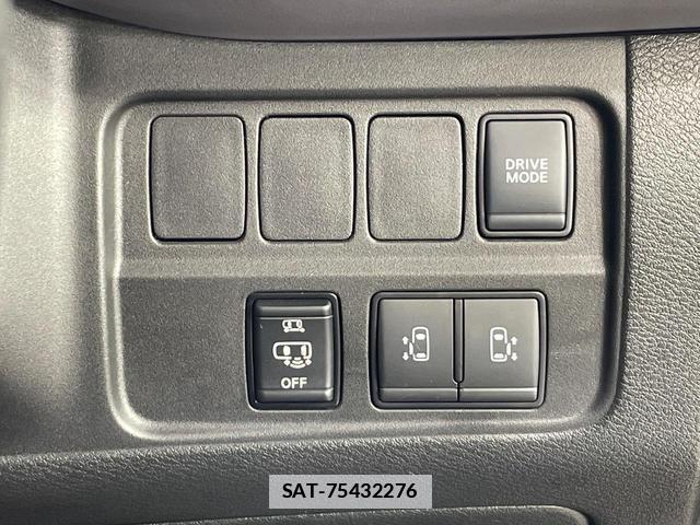 Nissan SERENA 2022-11 7959955-6