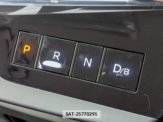 Nissan SERENA 2025-12 7961263-11