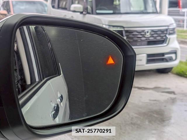 Nissan SERENA 2025-12 7961263-18