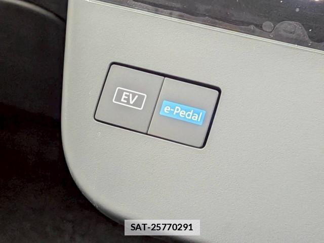 Nissan SERENA 2025-12 7961263-7