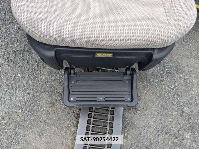 Nissan SERENA 2019-03 7961513-2