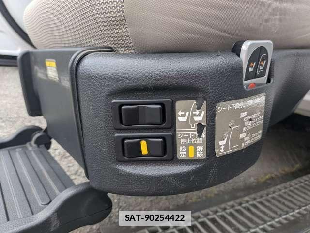 Nissan SERENA 2019-03 7961513-4