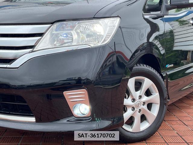 Nissan SERENA 2013-10 7962275-12