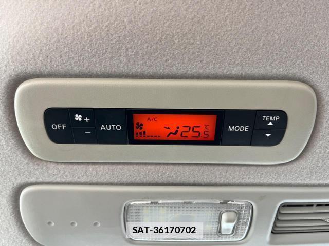 Nissan SERENA 2013-10 7962275-6