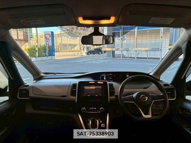 Nissan SERENA 2018-10 7963076-2