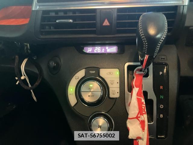 Toyota SIENTA 2015-09 7959761-14
