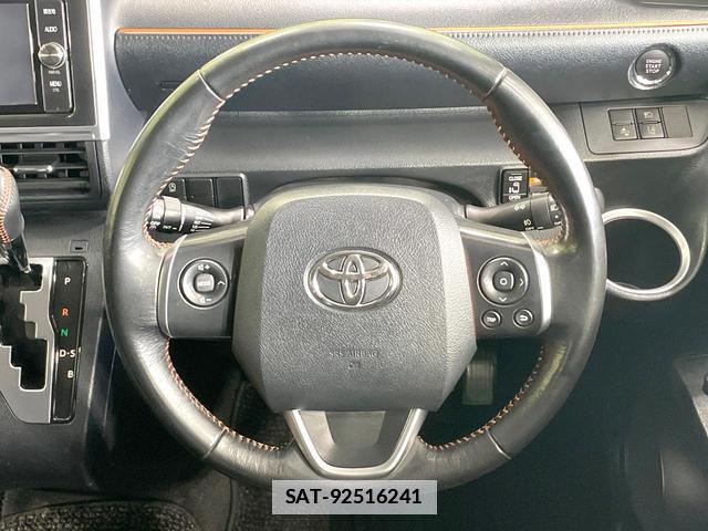 Toyota SIENTA 2017-09 7959918-11