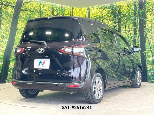 Toyota SIENTA 2017-09 7959918-17
