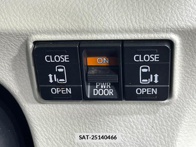 Toyota SIENTA 2018-06 7959956-2