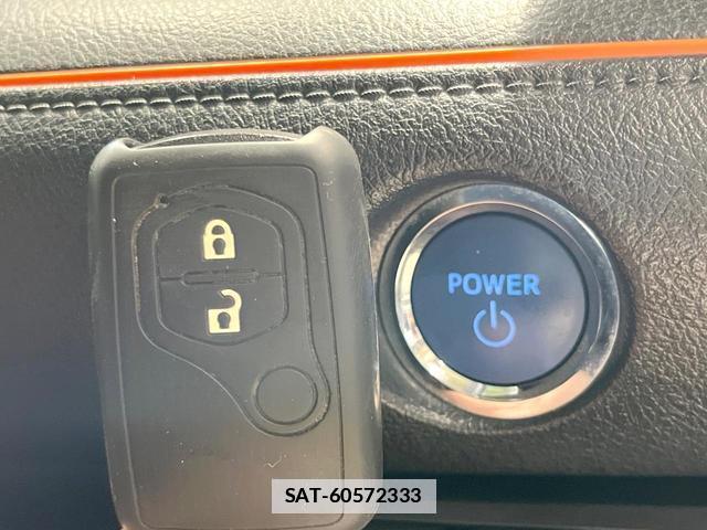 Toyota SIENTA 2017-11 7960113-3