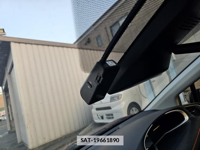 Toyota SIENTA 2019-06 7960619-7