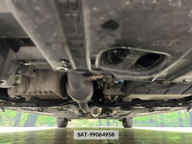 Toyota SIENTA 2018-04 7961035-17