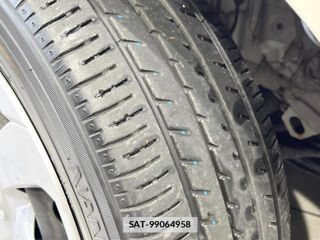 Toyota SIENTA 2018-04 7961035-19