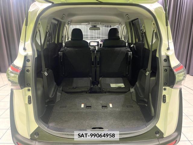 Toyota SIENTA 2018-04 7961035-8
