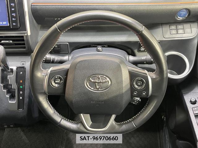 Toyota SIENTA 2019-01 7961074-10