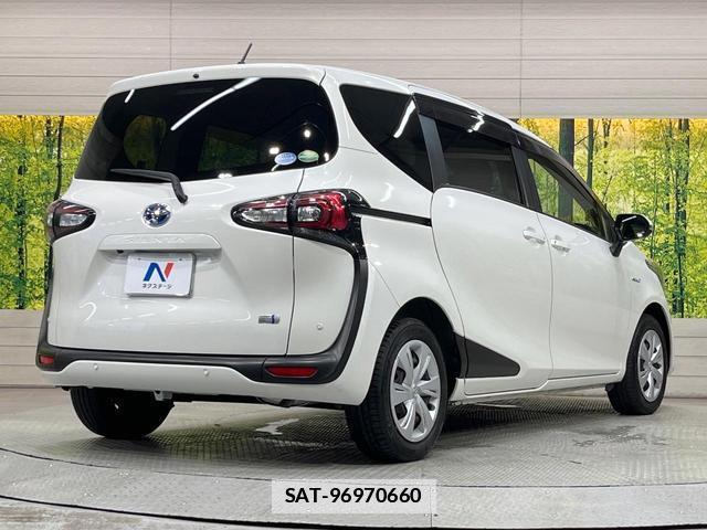 Toyota SIENTA 2019-01 7961074-16
