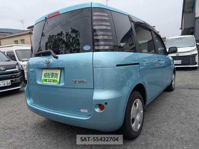 Toyota SIENTA 2004-04 7961509-15
