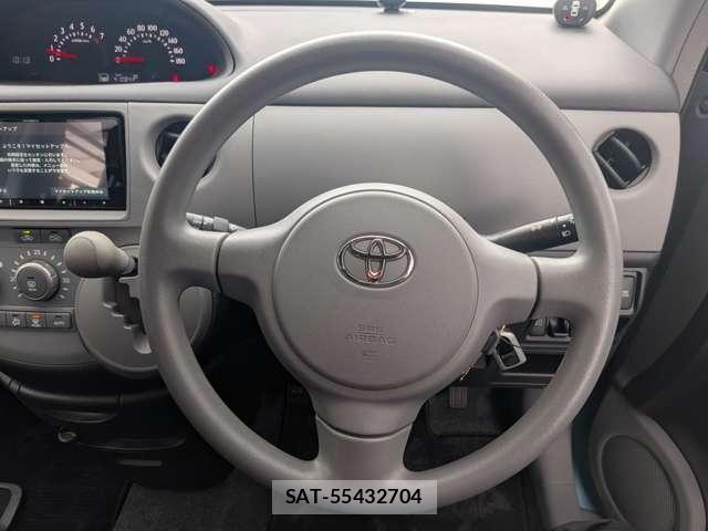 Toyota SIENTA 2004-04 7961509-19