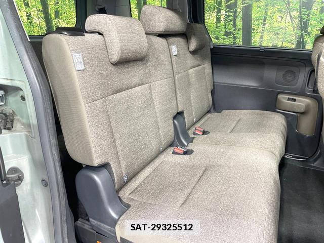 Toyota SIENTA 2022-11 7961603-8