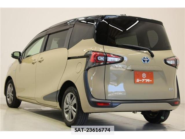 Toyota SIENTA 2019-04 7962322-10