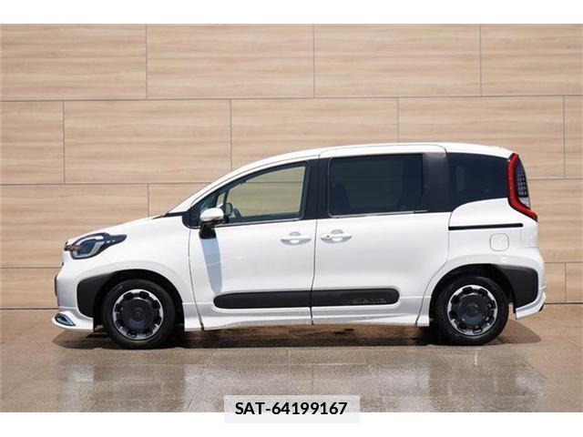 Toyota SIENTA 2026-01 7962760-3