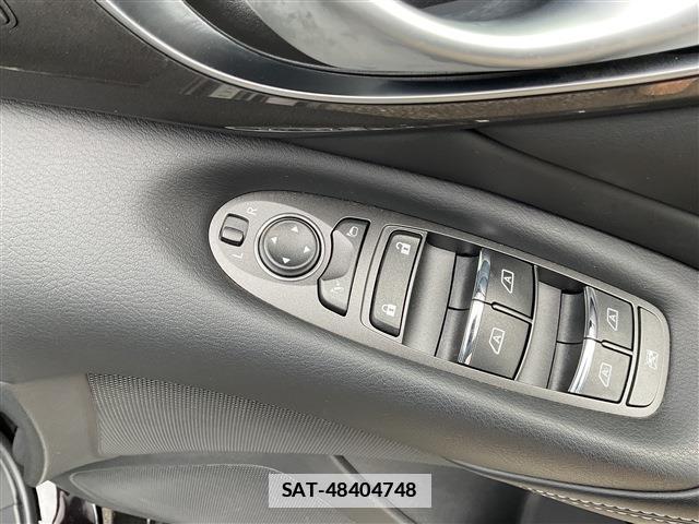 Nissan SKYLINE 2016-02 7960910-4