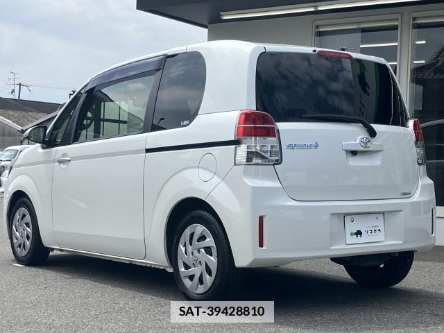 Toyota SPADE 2013-09 7961829-13