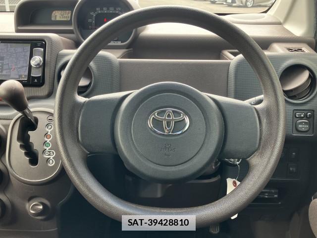 Toyota SPADE 2013-09 7961829-16
