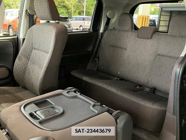 Toyota SPADE 2015-01 7962695-17