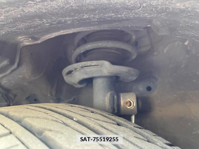 Suzuki SWIFT 2015-03 7959696-19
