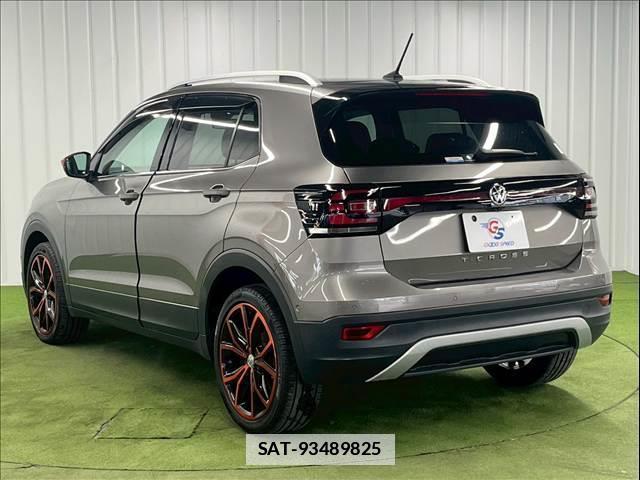 VolksWagen T-CROSS 2020-05 7963120-16