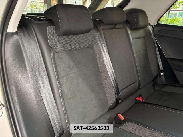 VolksWagen T-ROC 2025-08 7961473-4