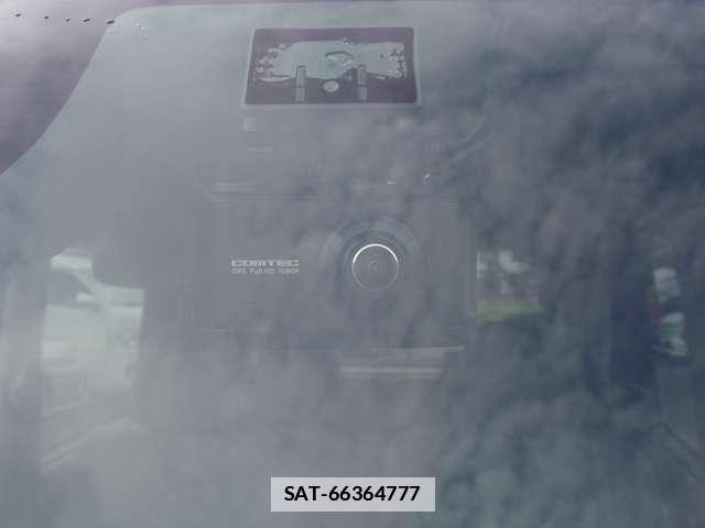 Daihatsu TANTO 2021-11 7959902-8