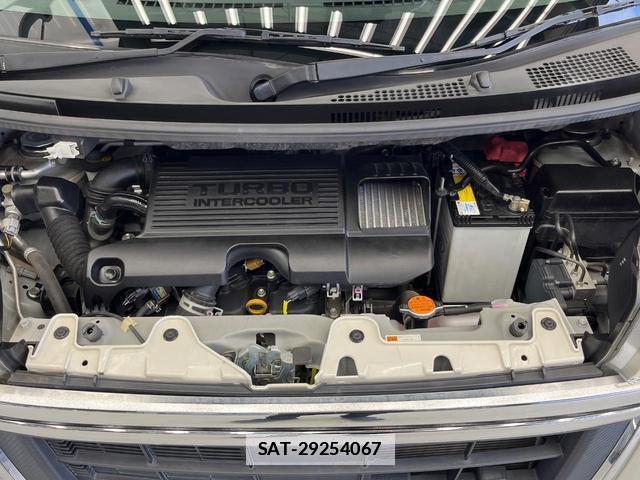 Daihatsu TANTO 2017-05 7960668-18