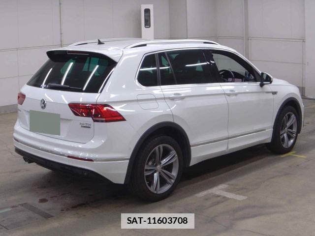 VolksWagen TIGUAN 2020-02 7960843-1
