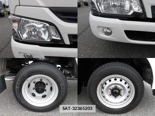 Toyota TOYOACE 2018-05 7959611-16
